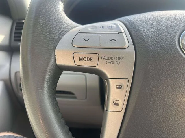 Used 2010 Blue Toyota Base image 25