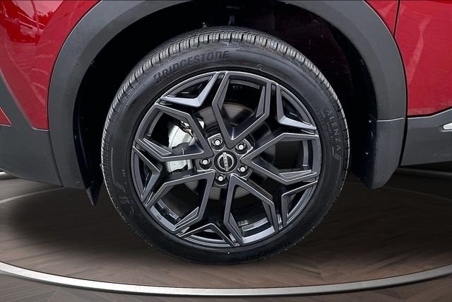 Used 2025 Red Nissan SR image 9
