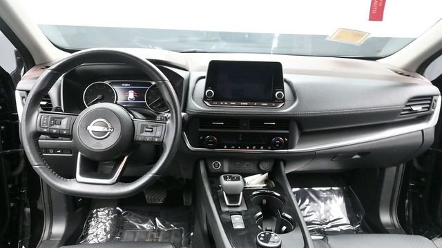 Used 2023 Black Nissan SV image 21