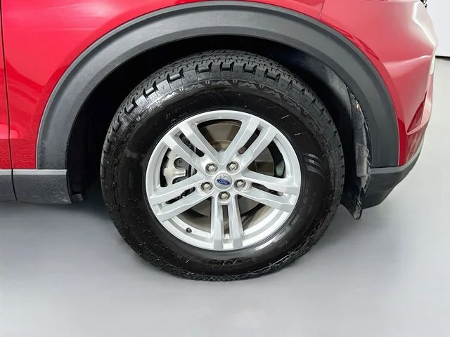 Used 2022 Red Ford XLT image 39