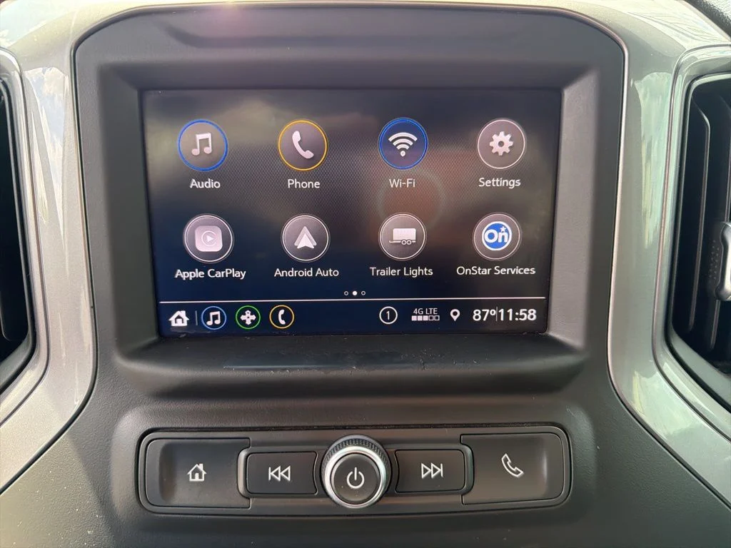 Used 2021 White Chevrolet Custom image 36