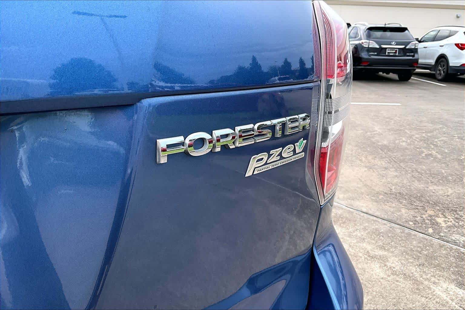 Used 2016 Quartz Blue Pearl Subaru 2.5i Limited image 29