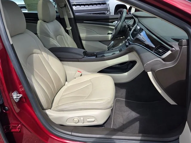 Used 2017 Red Buick Essence image 16