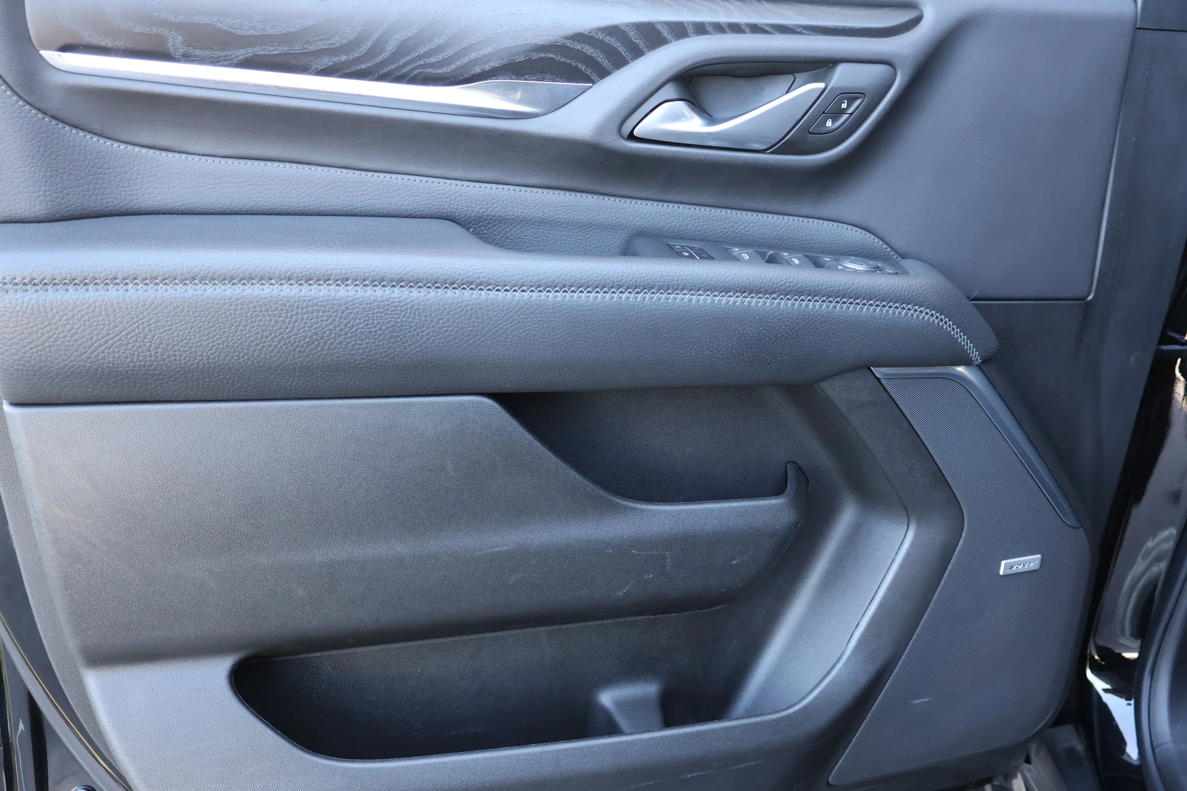 Used 2022 Onyx Black GMC Denali image 15