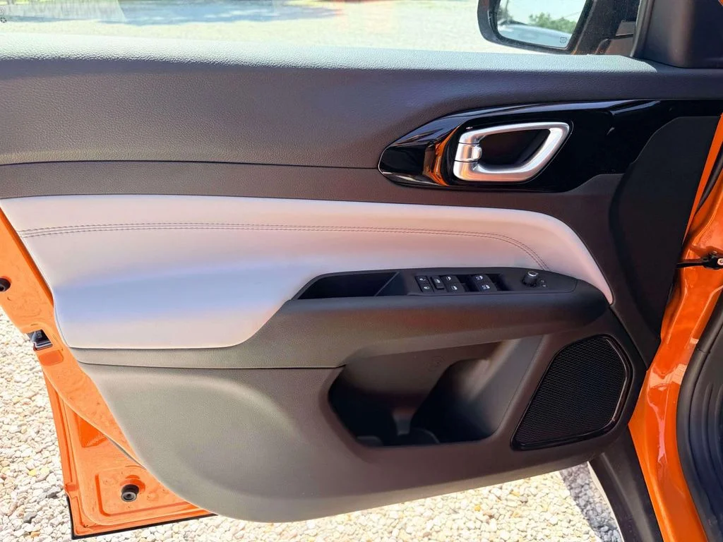 New 2026 Joose (DISC) Jeep Limited image 13
