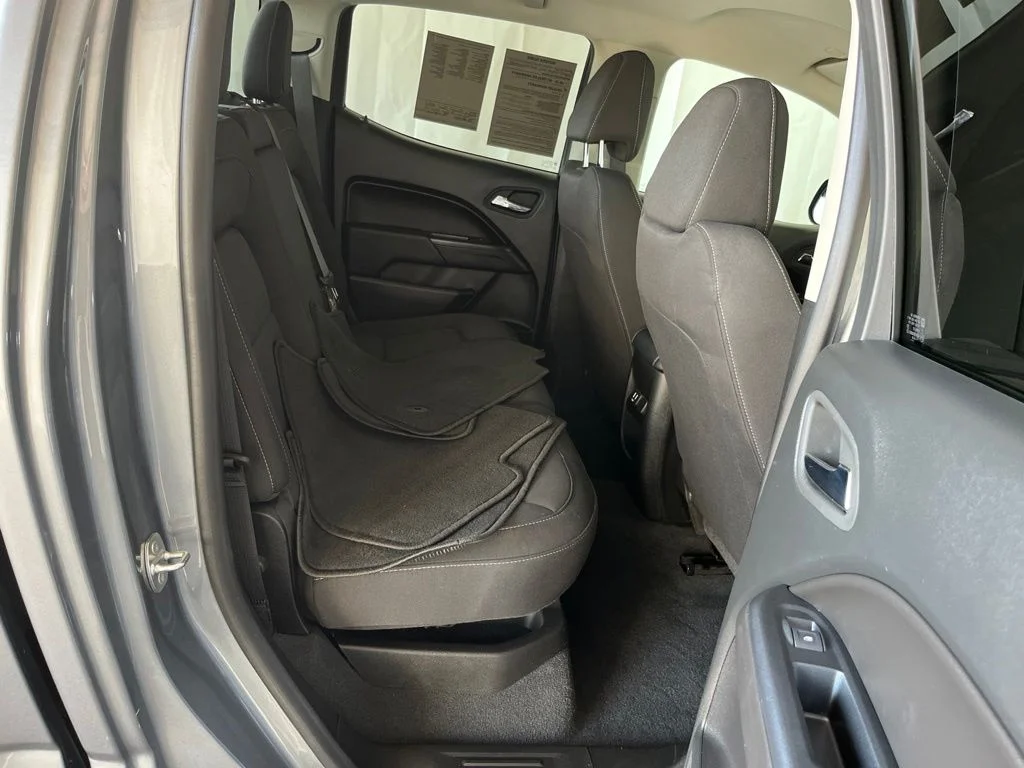 Used 2022 Gray Chevrolet LT image 20
