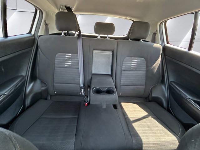 Used 2018 White Kia LX image 18