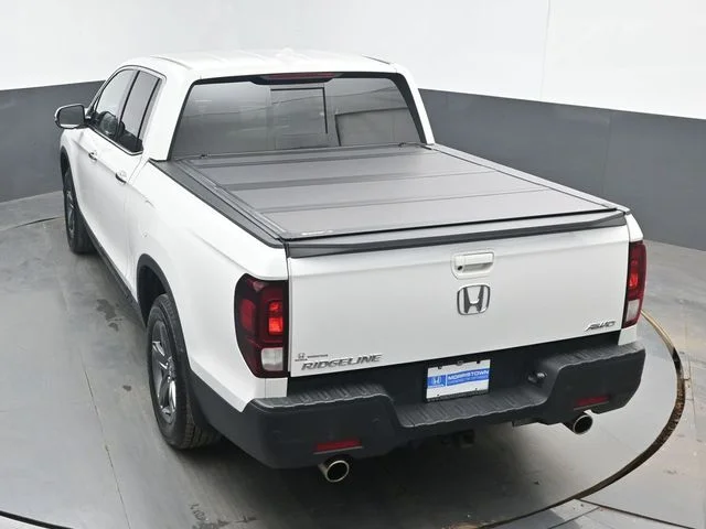 Used 2023 White Honda RTL-E image 35