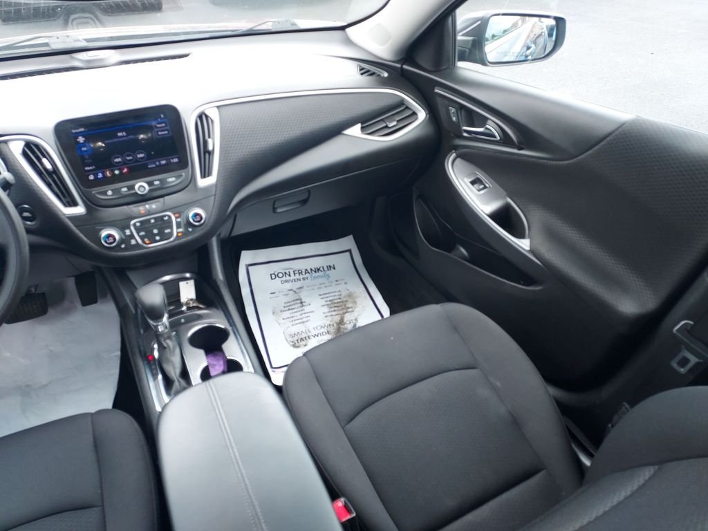 Used 2023 Gray Chevrolet LT image 11