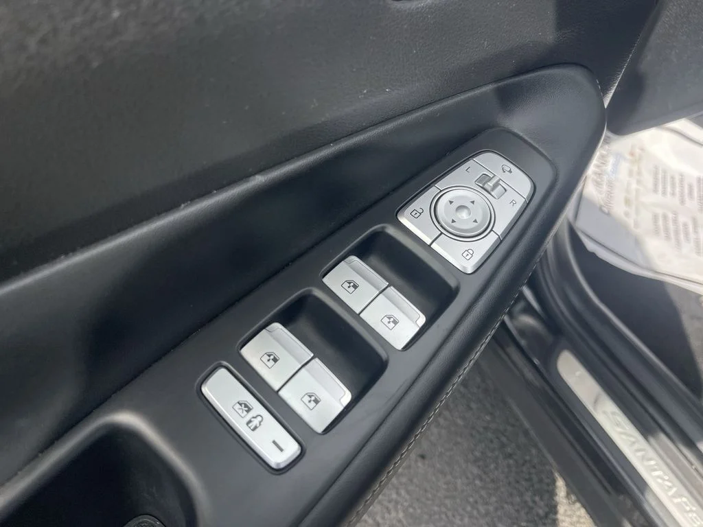 Used 2023 Black Hyundai Calligraphy image 19