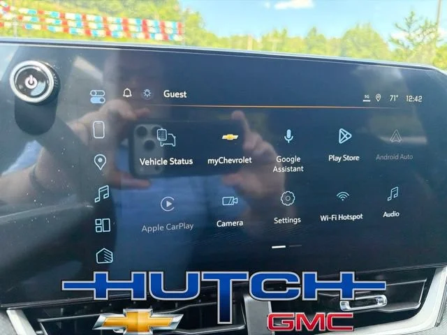 2027 Chevrolet Equinox LT - Photo 33