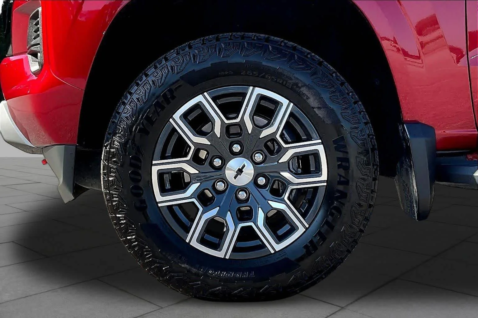 Used 2026 Radiant Red Tintcoat Chevrolet 4WD Z71 image 21