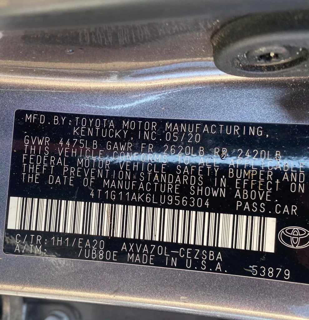 Used 2020 Gray Toyota SE image 17