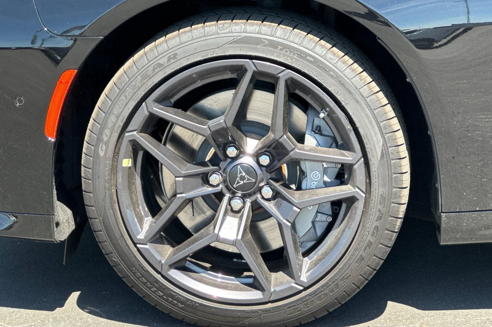 New 2026 Diamond Black Crystal Pearlcoat Dodge R/T Plus image 23