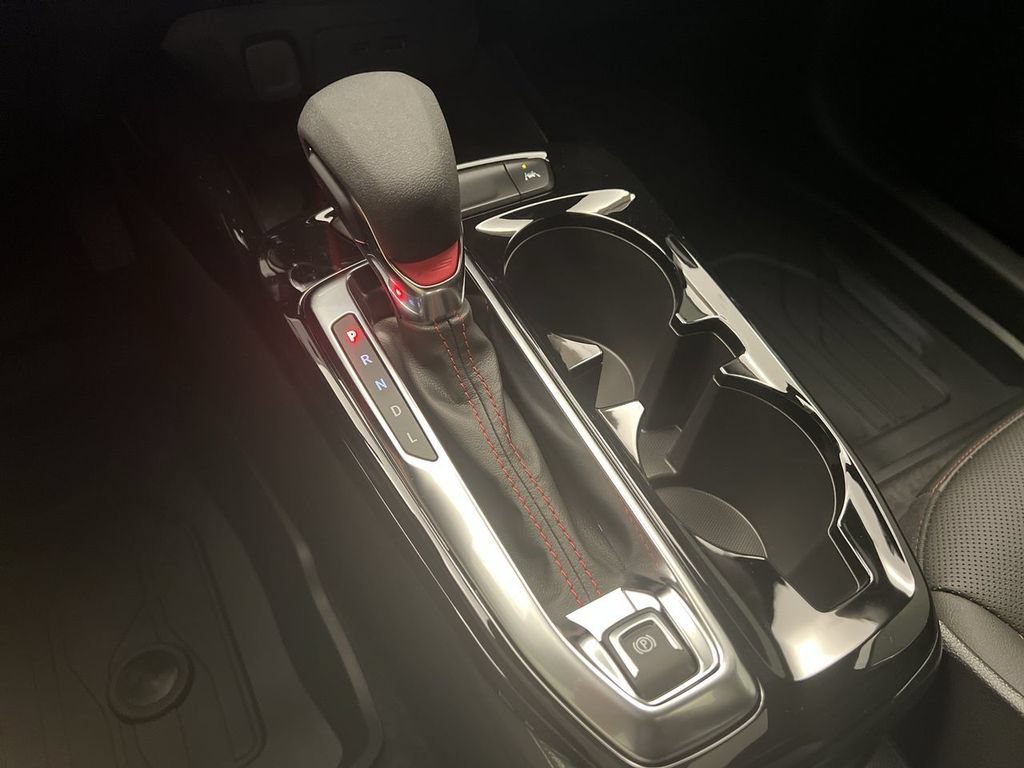 New 2026 Summit White Chevrolet 2RS image 19