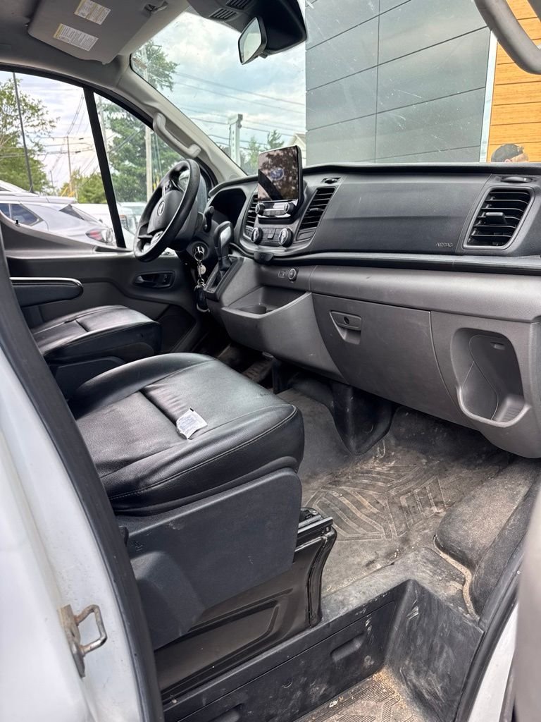 Used 2020 Oxford White Ford Base image 11