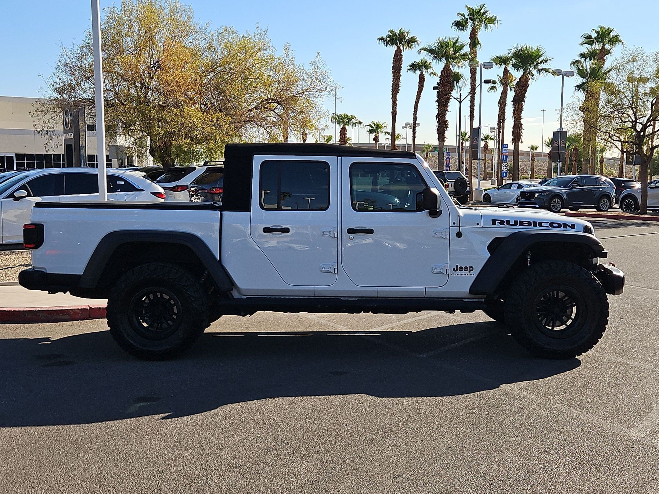 Used 2022 Bright White Clearcoat Jeep Rubicon image 6