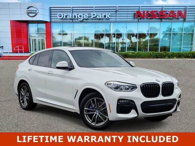 2021 BMW X4 M40i's photo