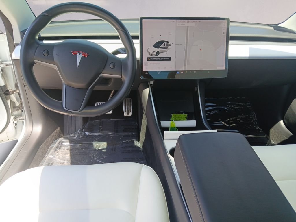 Used 2019  Tesla Long Range image 12