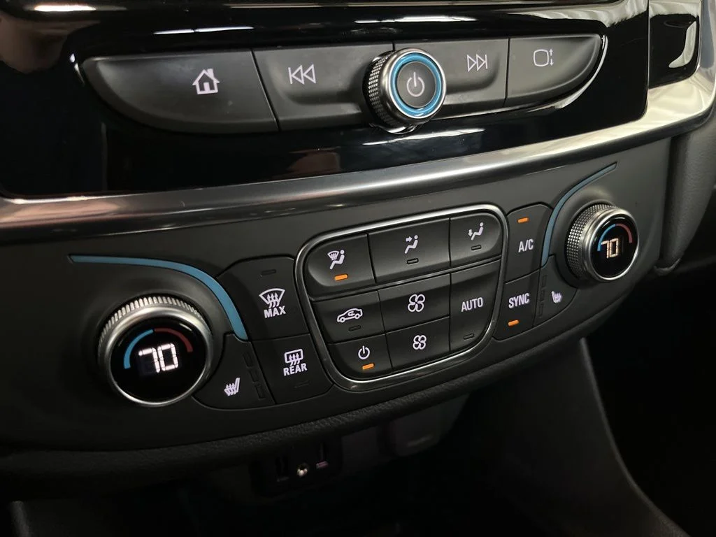 Used 2023 Gray Chevrolet LT image 11