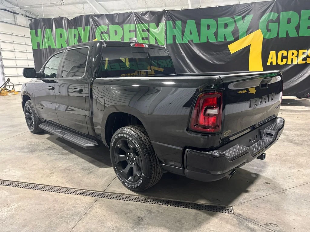 New 2026 Diamond Black Crystal Pearl-Coat Exterior Paint RAM Express image 5