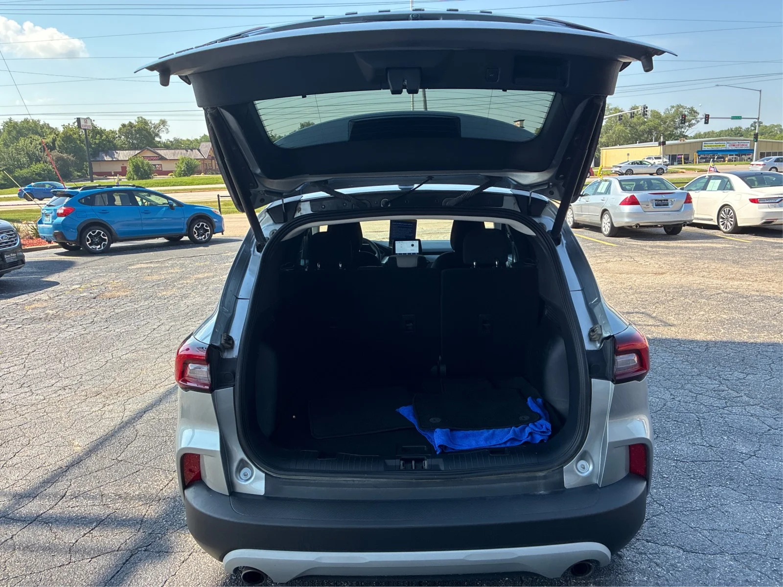 Used 2024 Silver Ford Active image 11