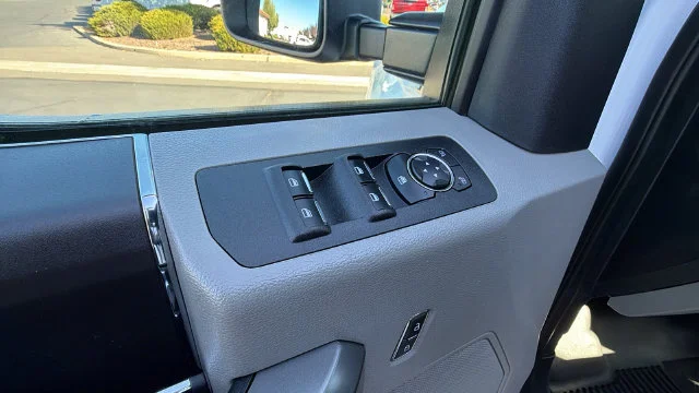Used 2019 White Ford XLT image 20