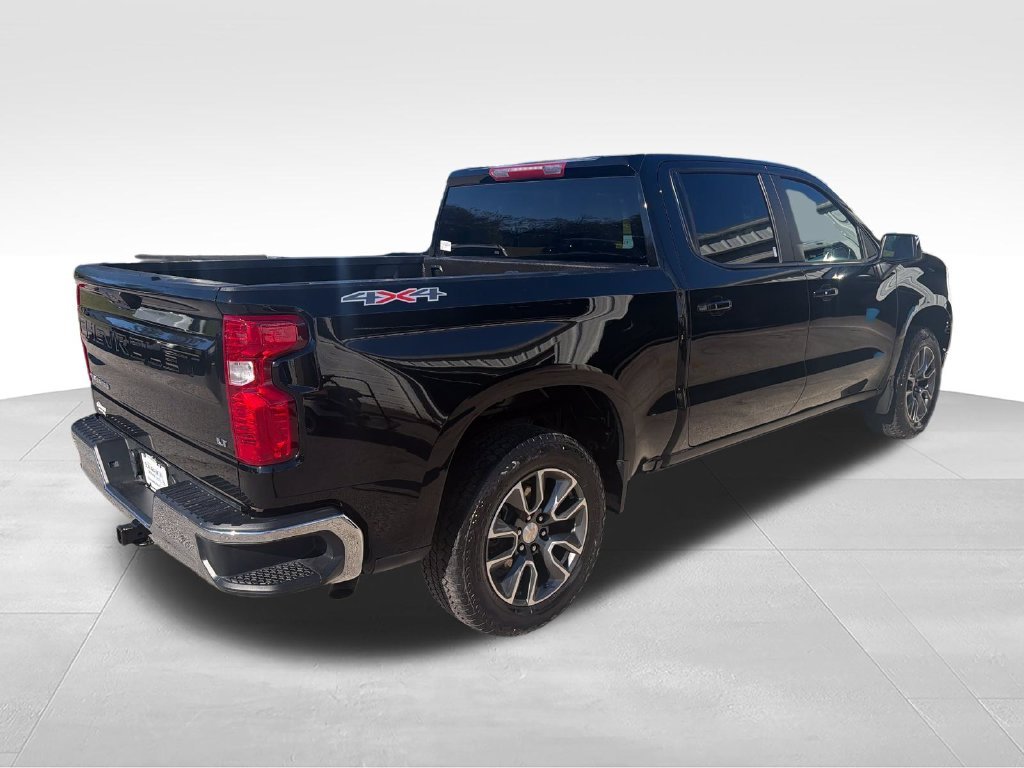 Used 2024 Black Chevrolet LT image 5