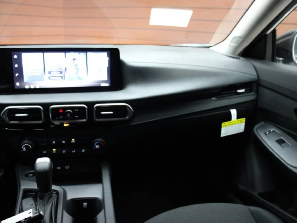 2026 Nissan Sentra S - Photo 10