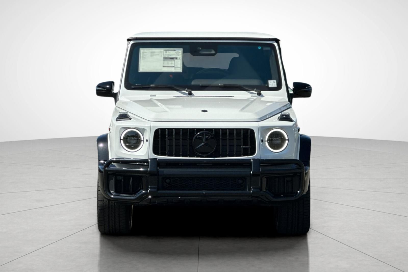 New 2026 MANUFAKTUR Moonlight White Metallic Mercedes-Benz G 63 AMG® image 6
