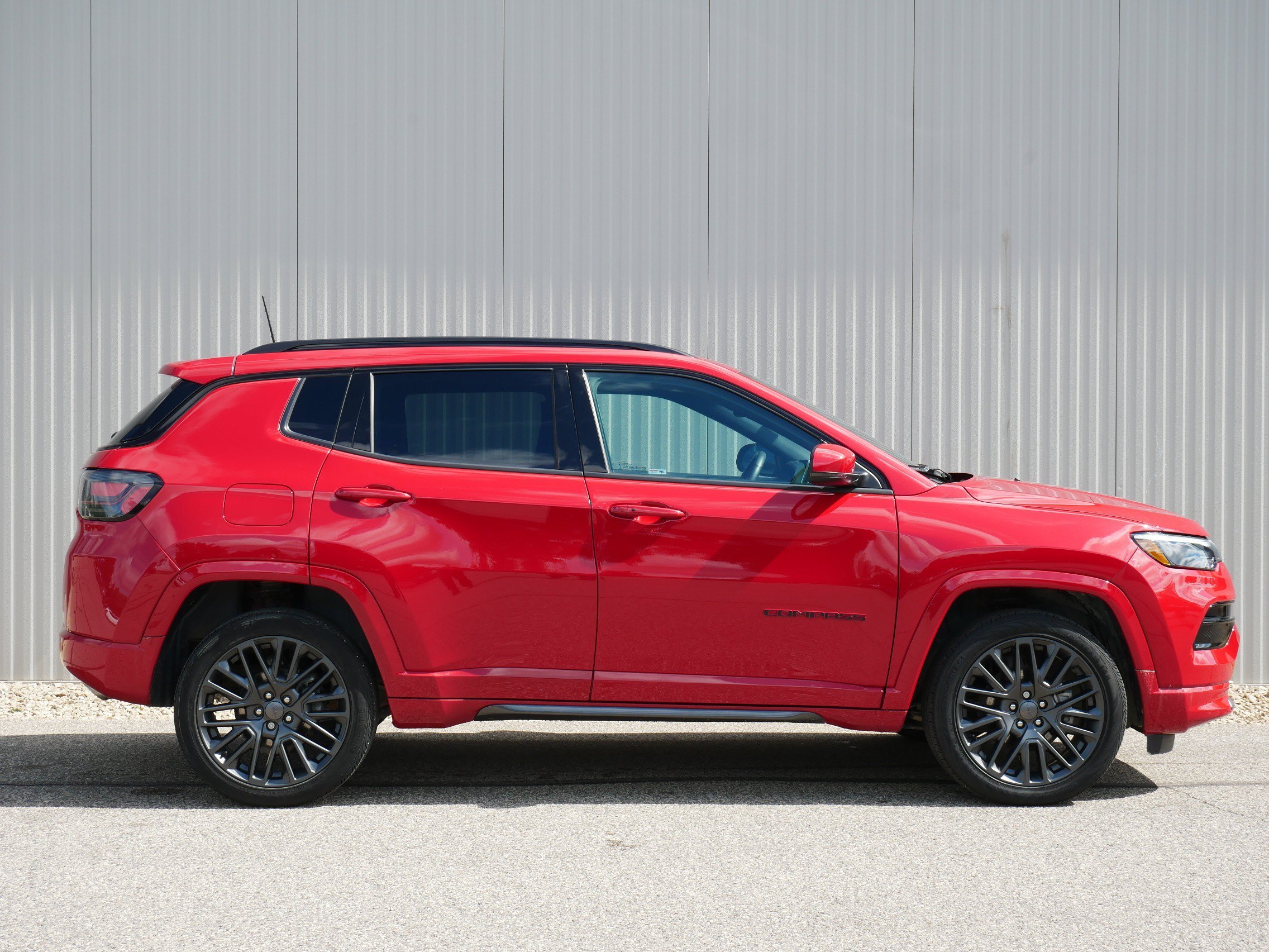 Used 2022 Redline Pearlcoat Jeep (RED) Edition image 6