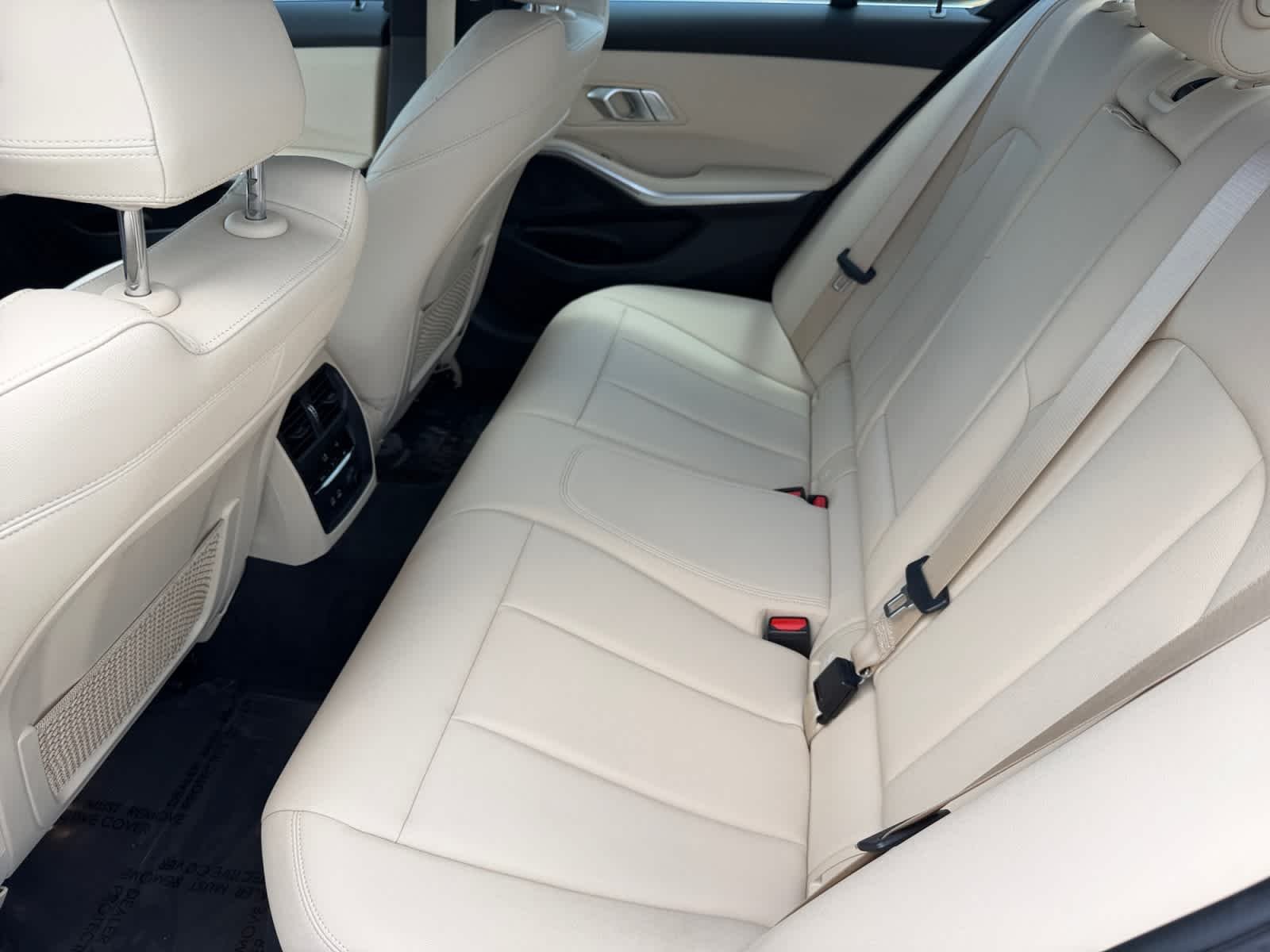 Used 2020 Mineral Gray Metallic BMW 330i xDrive image 13