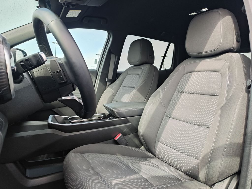 Used 2025 Gray Chevrolet LT image 13