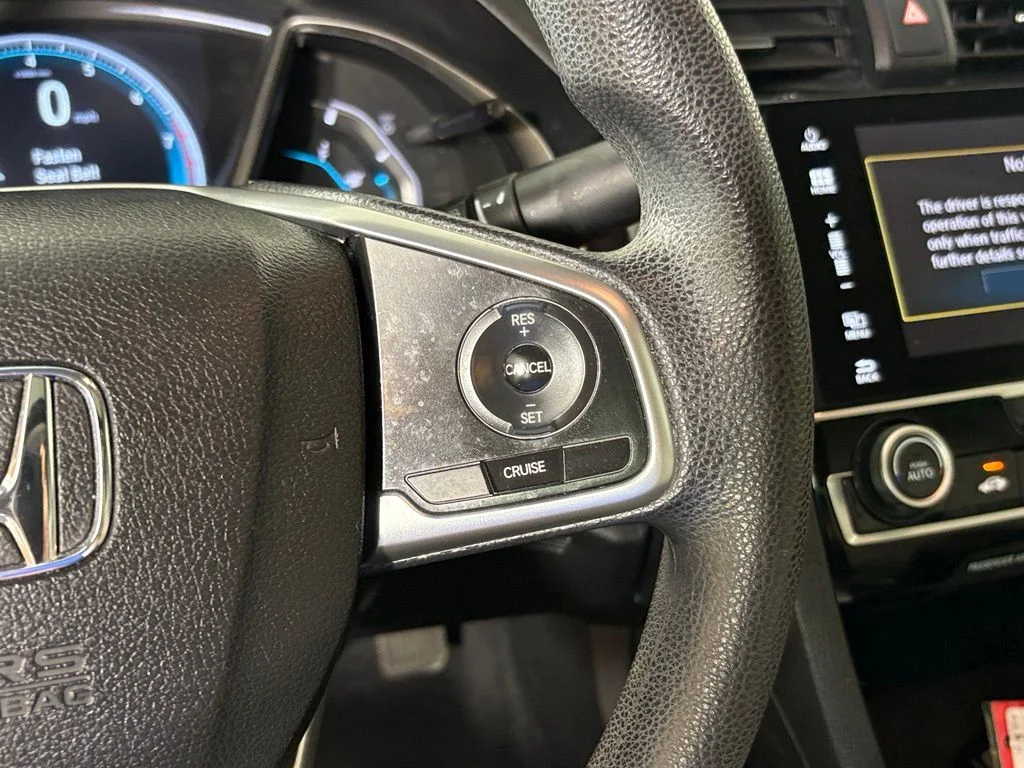 Used 2018  Honda EX image 21