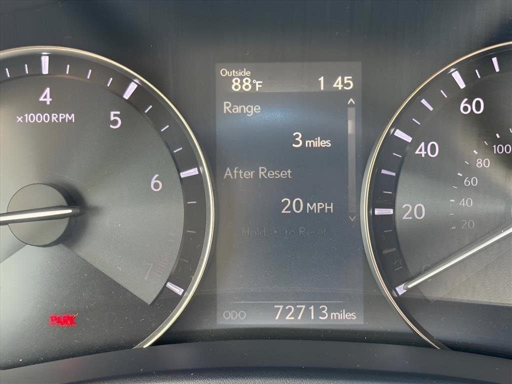 Used 2016  Lexus F Sport image 21