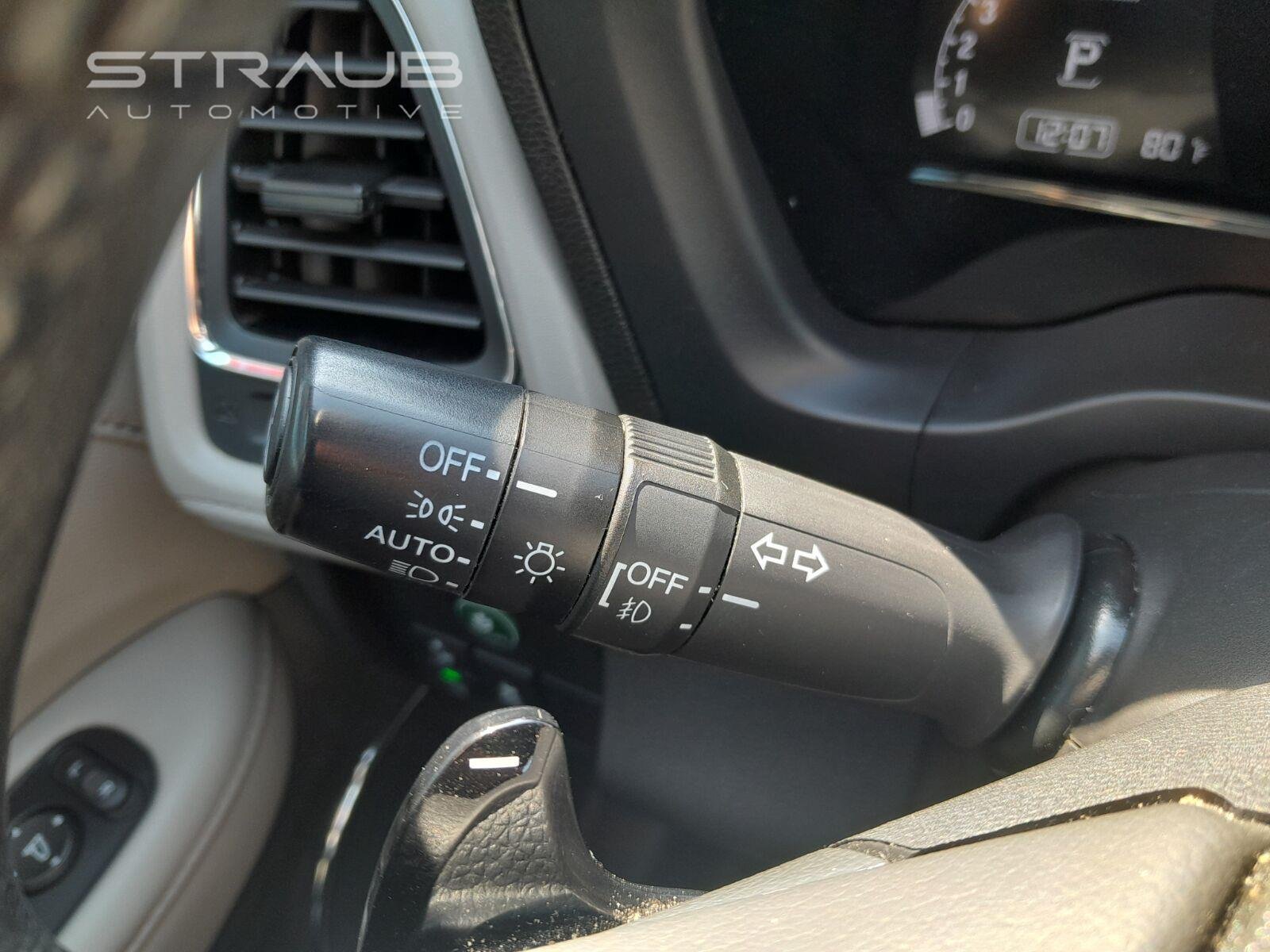 Used 2019 Lunar Silver Metallic Honda EX-L image 16