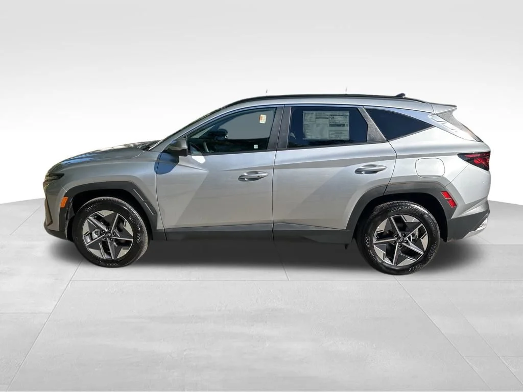 Used 2026 Silver Hyundai SEL image 2