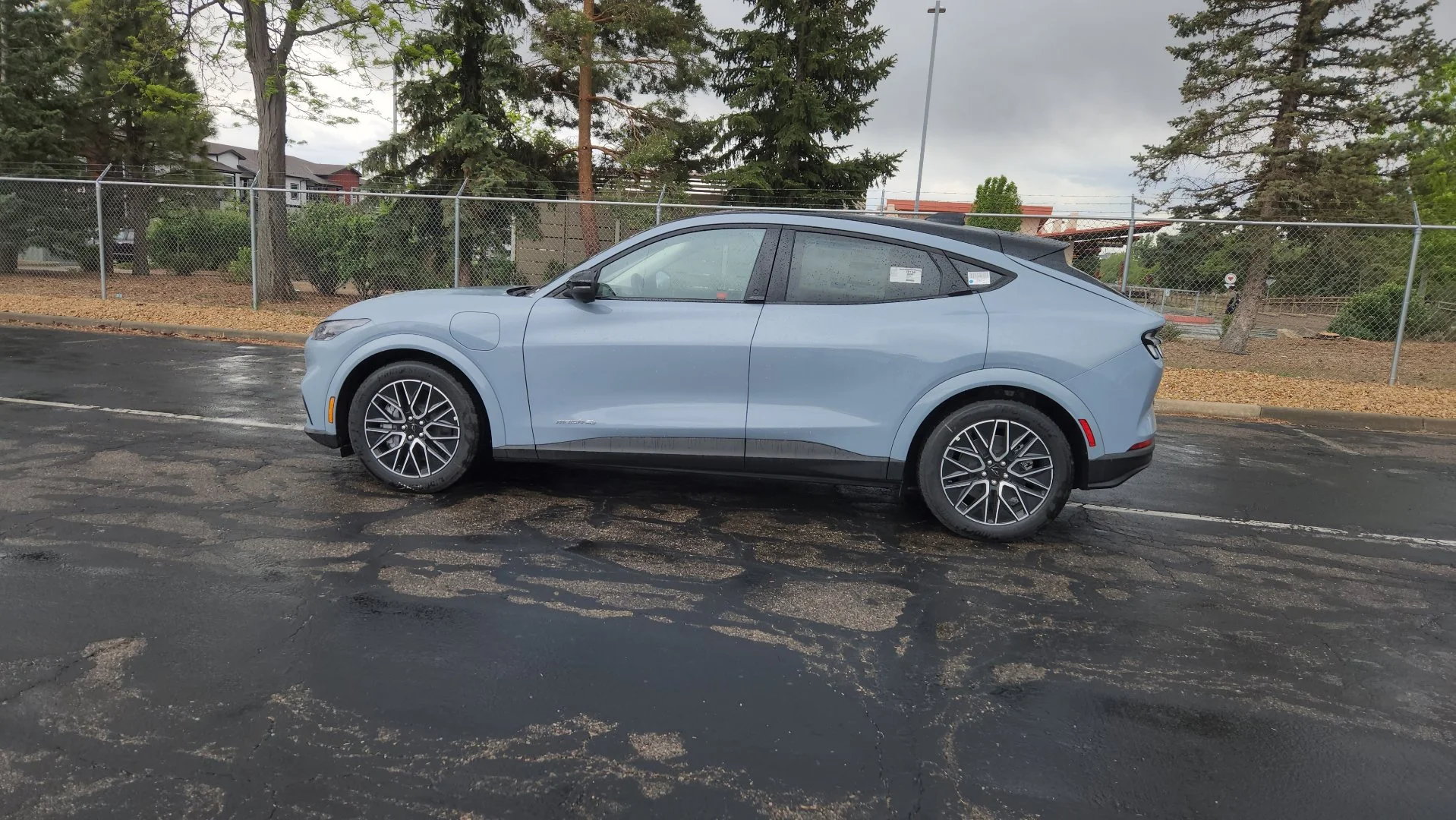 New 2026 Glacier Gray Metallic Tri-coat Ford Premium image 7