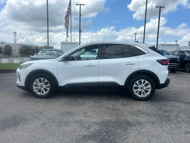 Used 2024 White Ford Active image 6