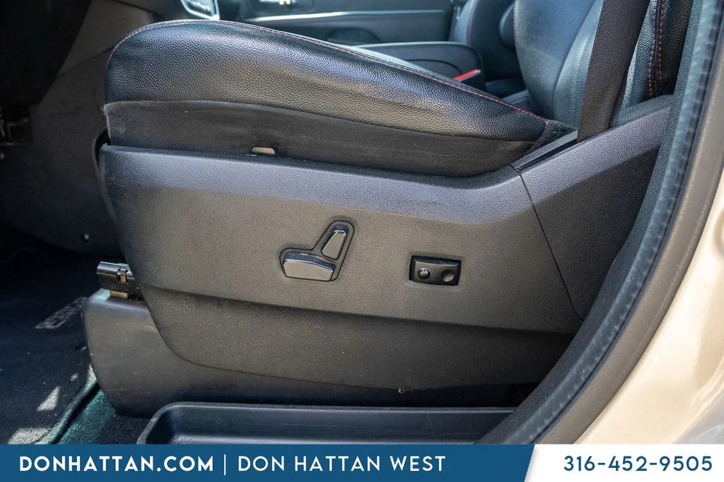 Used 2016 Beige Dodge R/T image 20