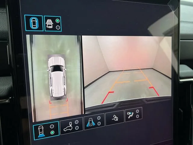 2026 GMC Yukon Denali - Photo 16