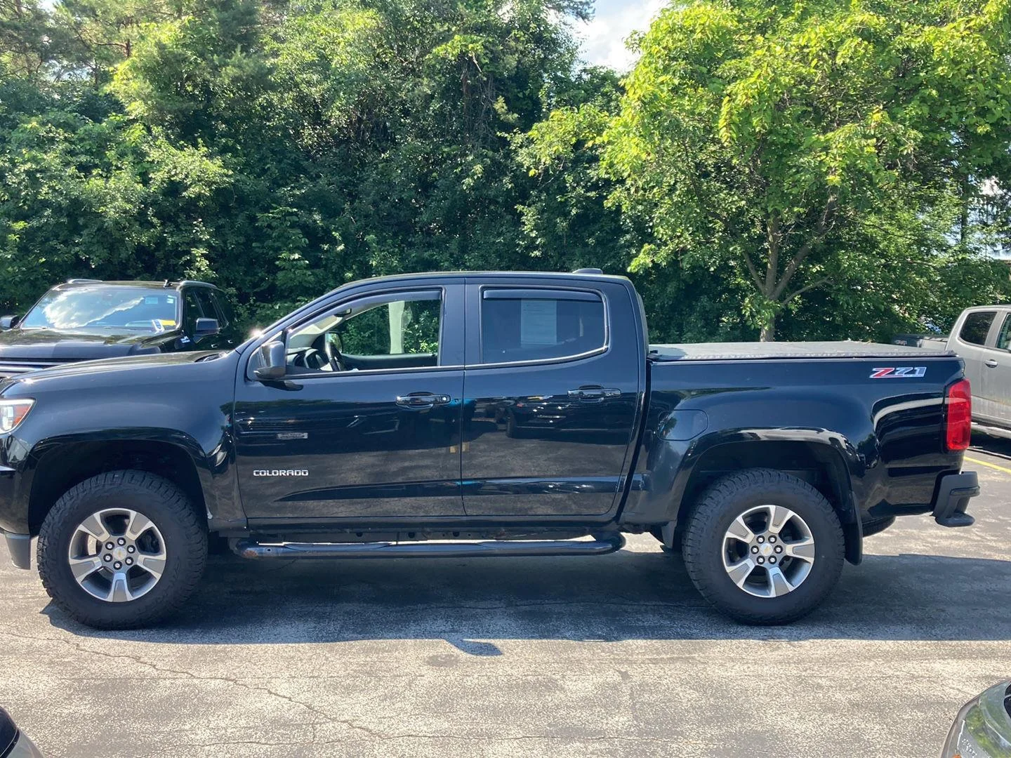 Used 2018 BLACK Chevrolet 4WD Z71 image 4