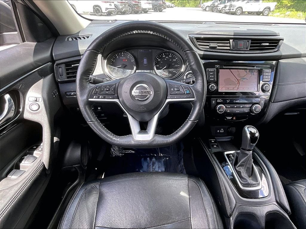 Used 2019 Gun Metallic Nissan SL image 16