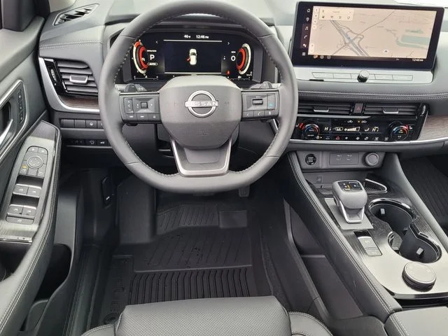 New 2026 White Nissan Platinum image 7