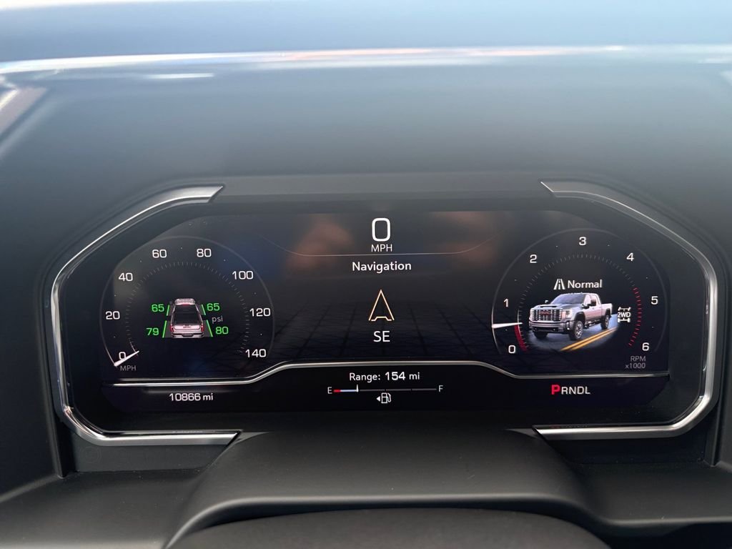 Used 2025 White GMC Denali image 19