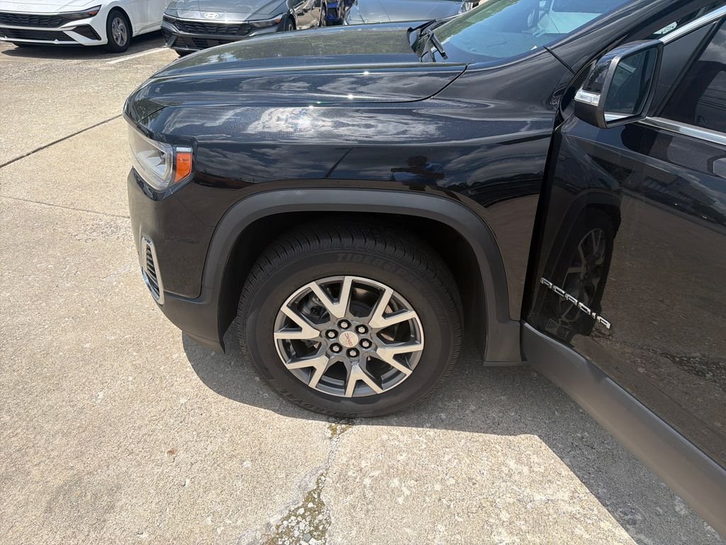 Used 2021 Black GMC SLT image 10