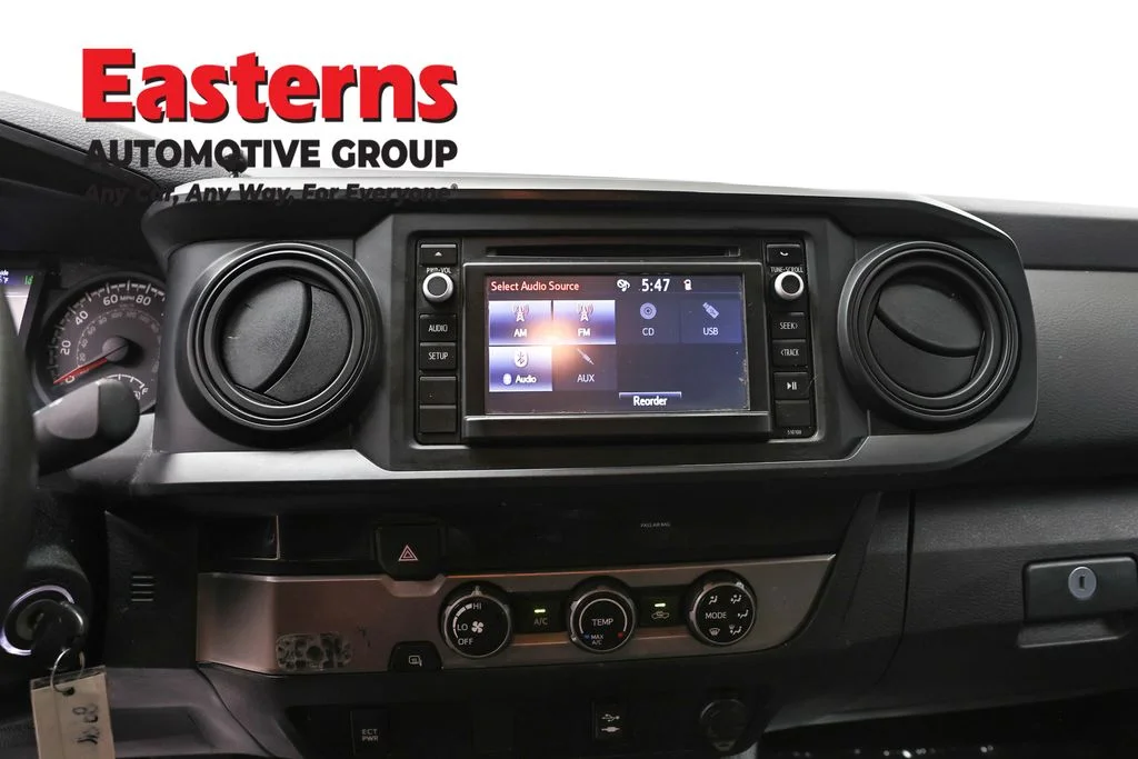 Used 2018 White Toyota SR image 18