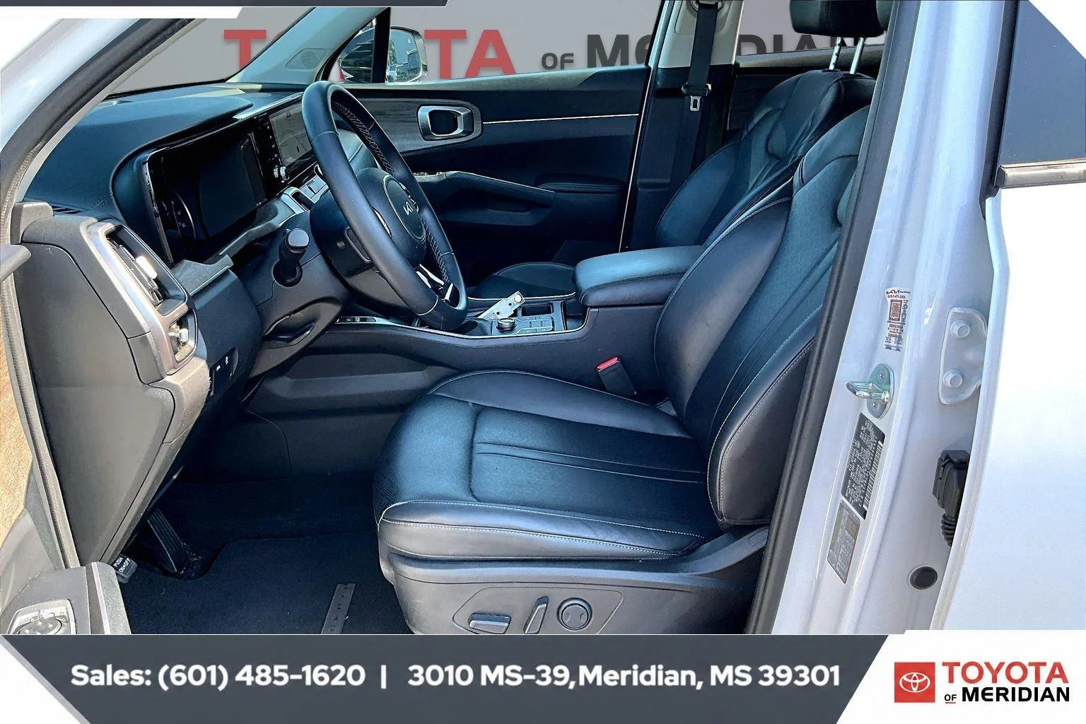 Used 2023 Glacial White Pearl Kia X-Line S image 18
