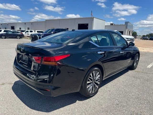 2025 Nissan Altima SV - Photo 7