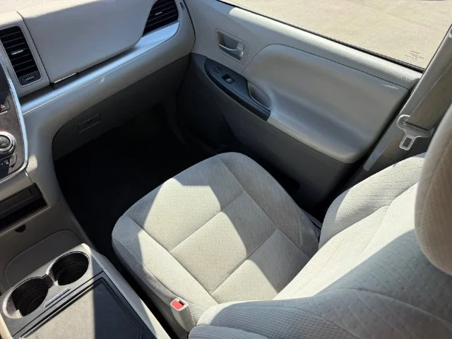 Used 2017 Predawn Gray Mica Toyota LE image 22